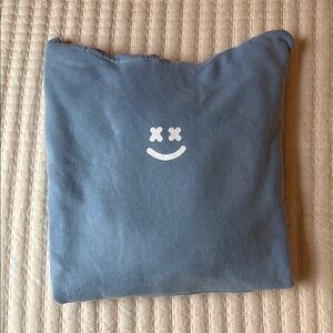 Blue Smiley Face Sweatshirt. Thinking size medium-large